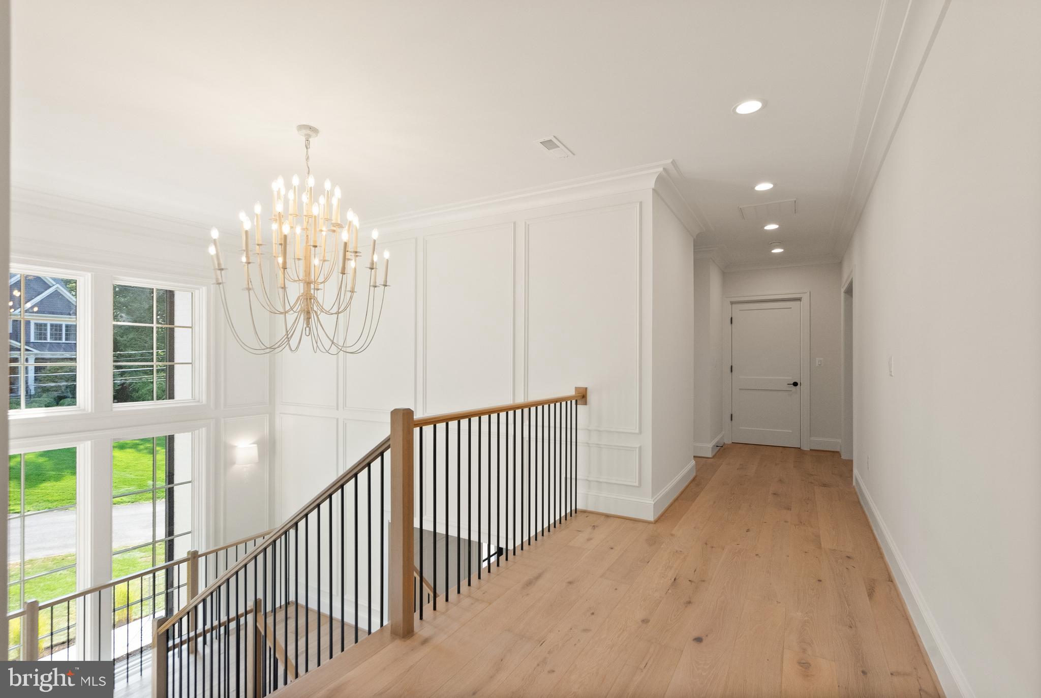 WOODSIDE ESTATES - Residential