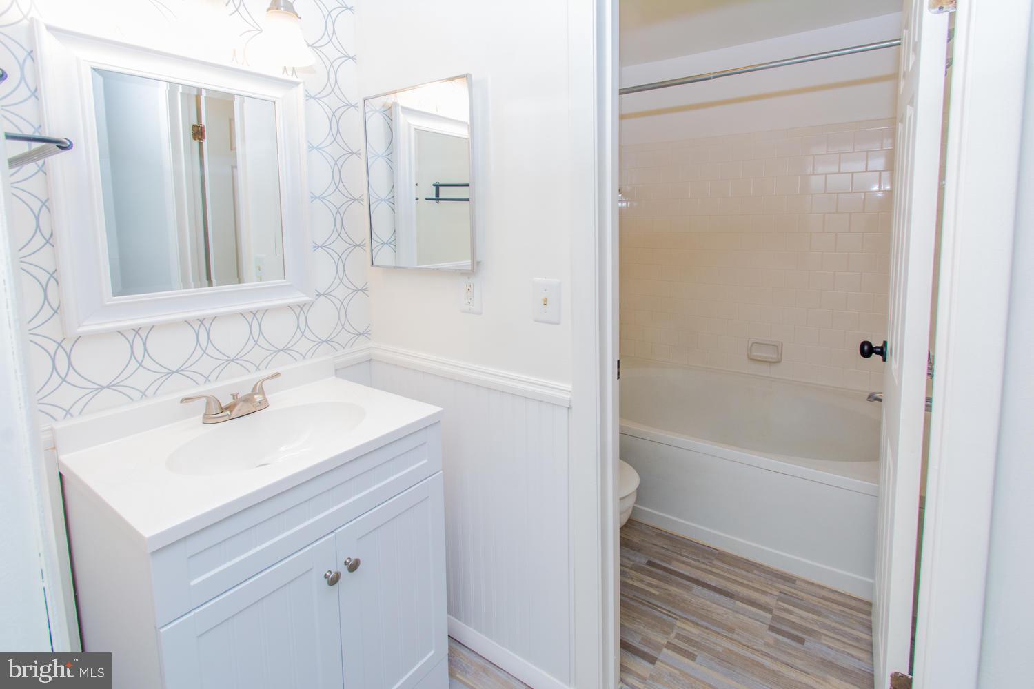 WOODLAND VILLAGE - Residential Lease