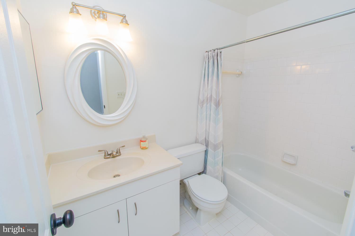 WOODLAND VILLAGE - Residential Lease