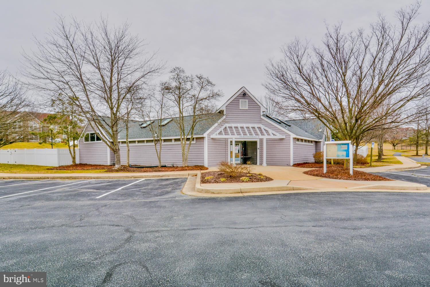 WOODLAND VILLAGE - Residential Lease