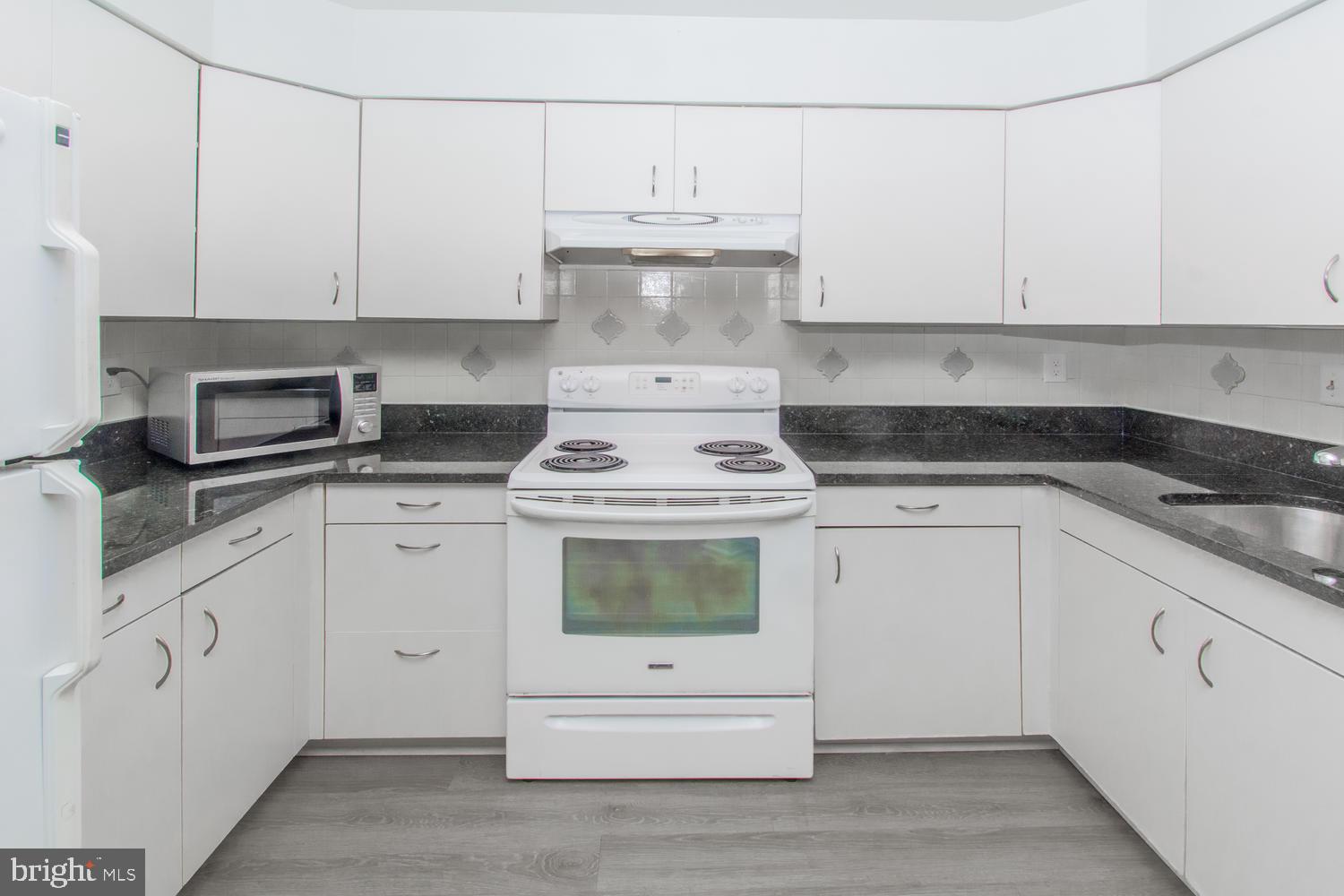 WOODLAND VILLAGE - Residential Lease