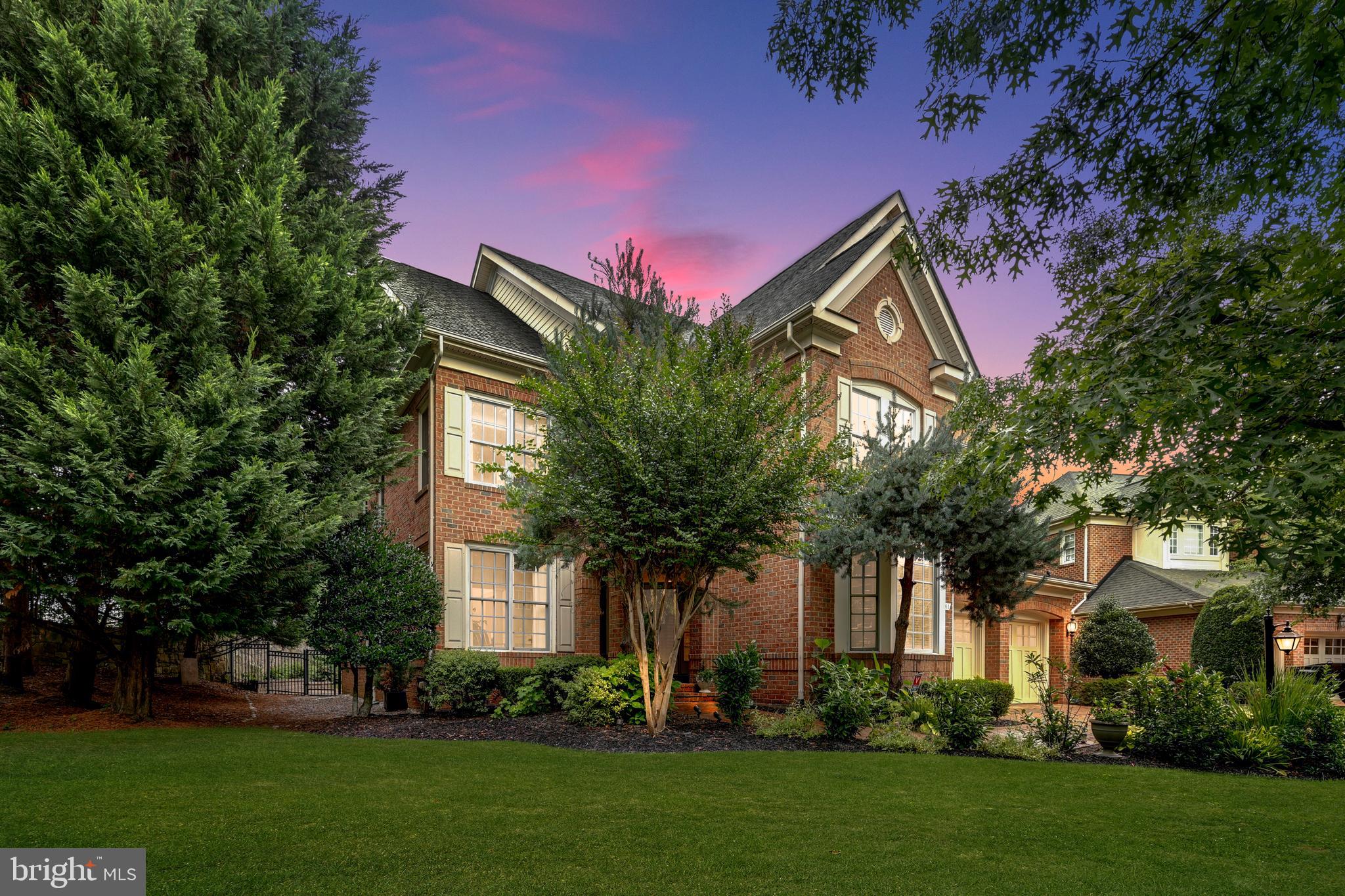 PICKETT'S RESERVE - Residential