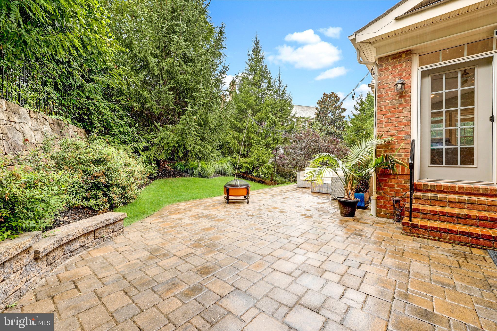 PICKETT'S RESERVE - Residential