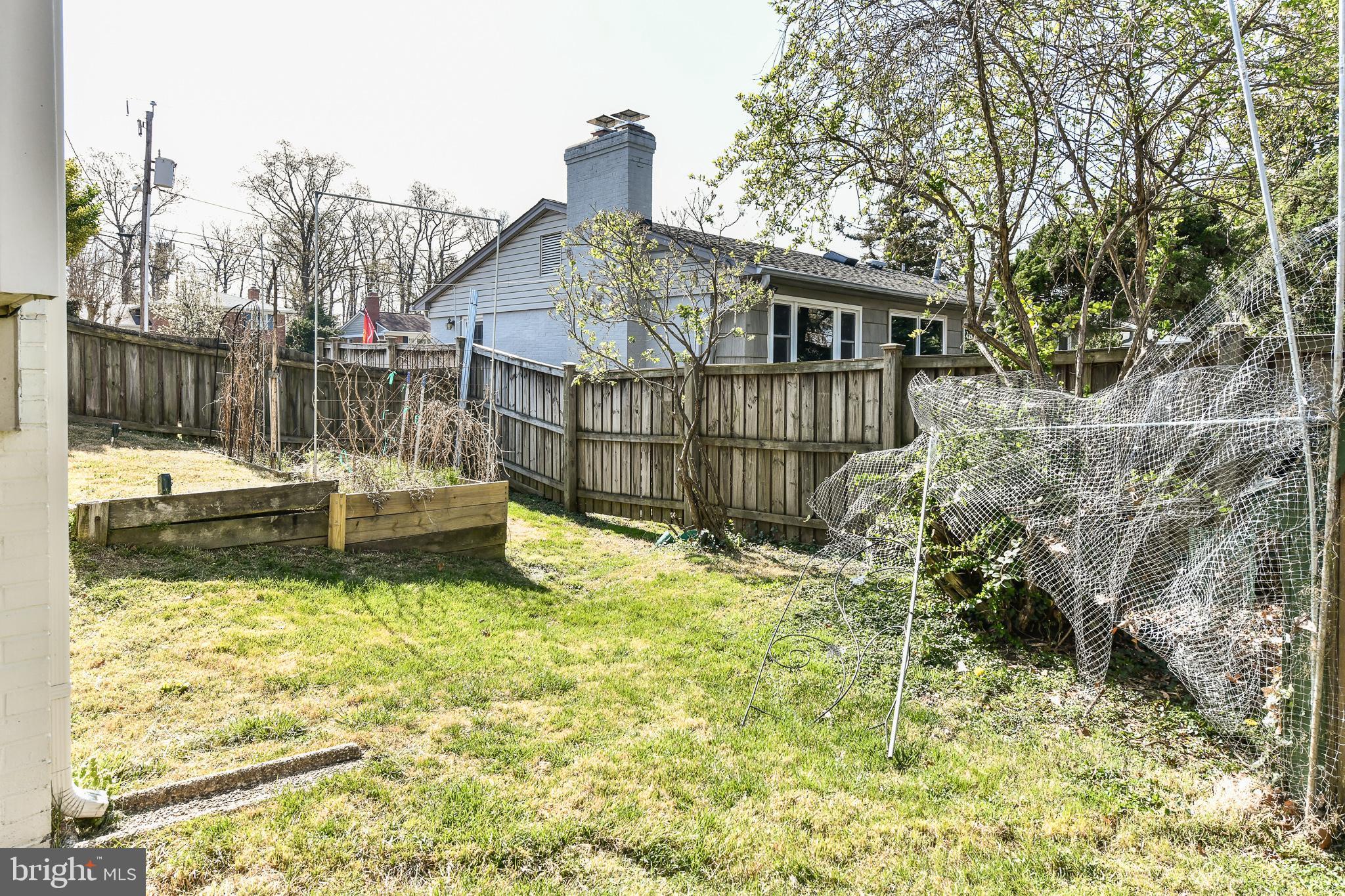 SEMINARY HILL ESTATES - Residential Lease