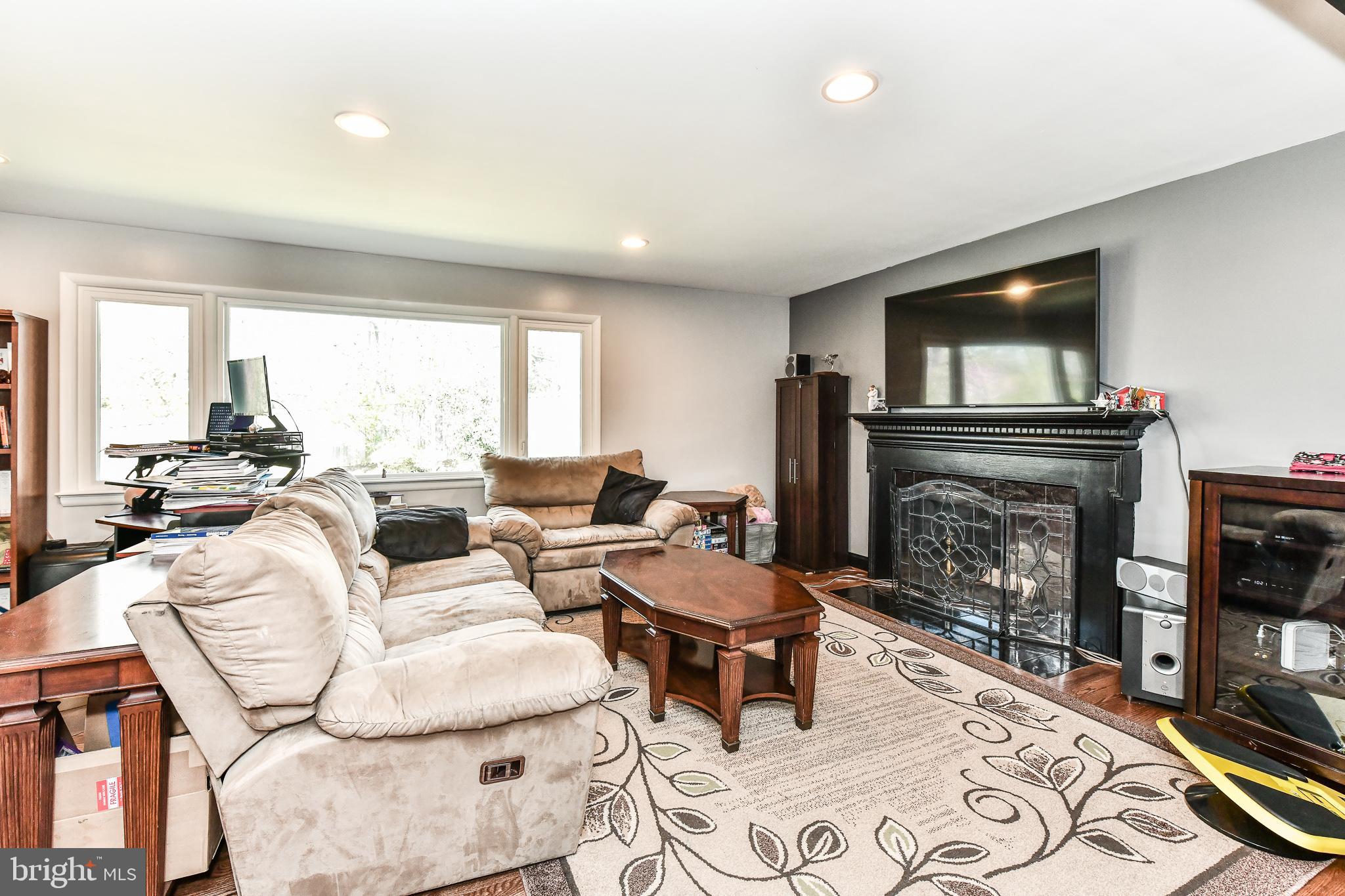 SEMINARY HILL ESTATES - Residential Lease