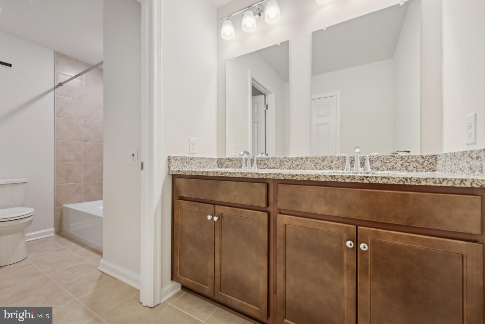 SPRING LAKE - Residential Lease