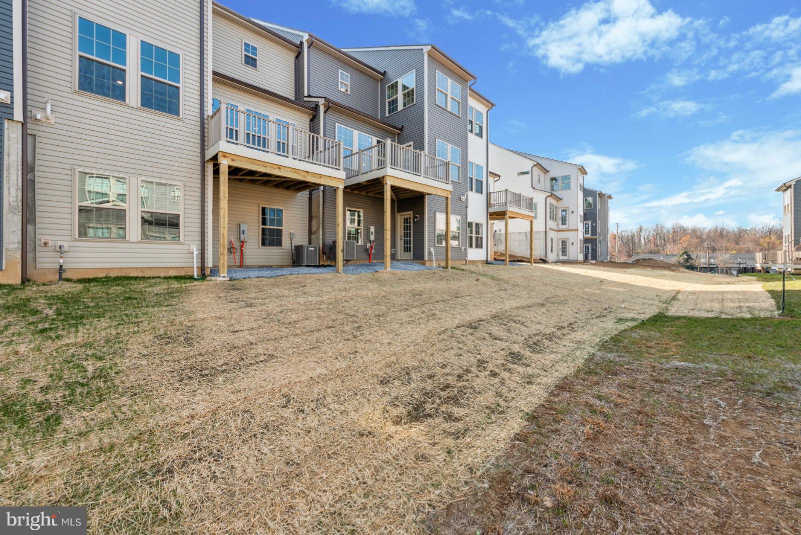 SPRING LAKE - Residential Lease