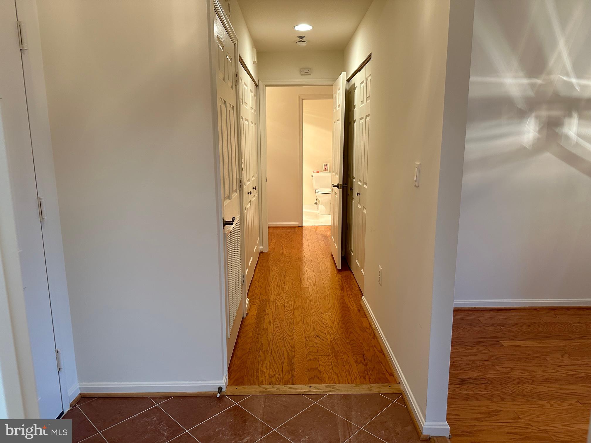 TURNBERRY COURTS AT LEIS - Residential