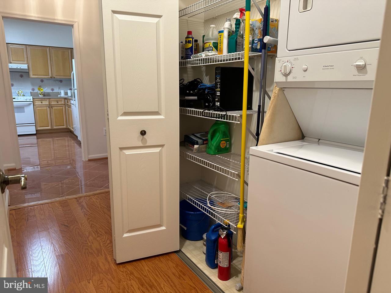 TURNBERRY COURTS AT LEIS - Residential