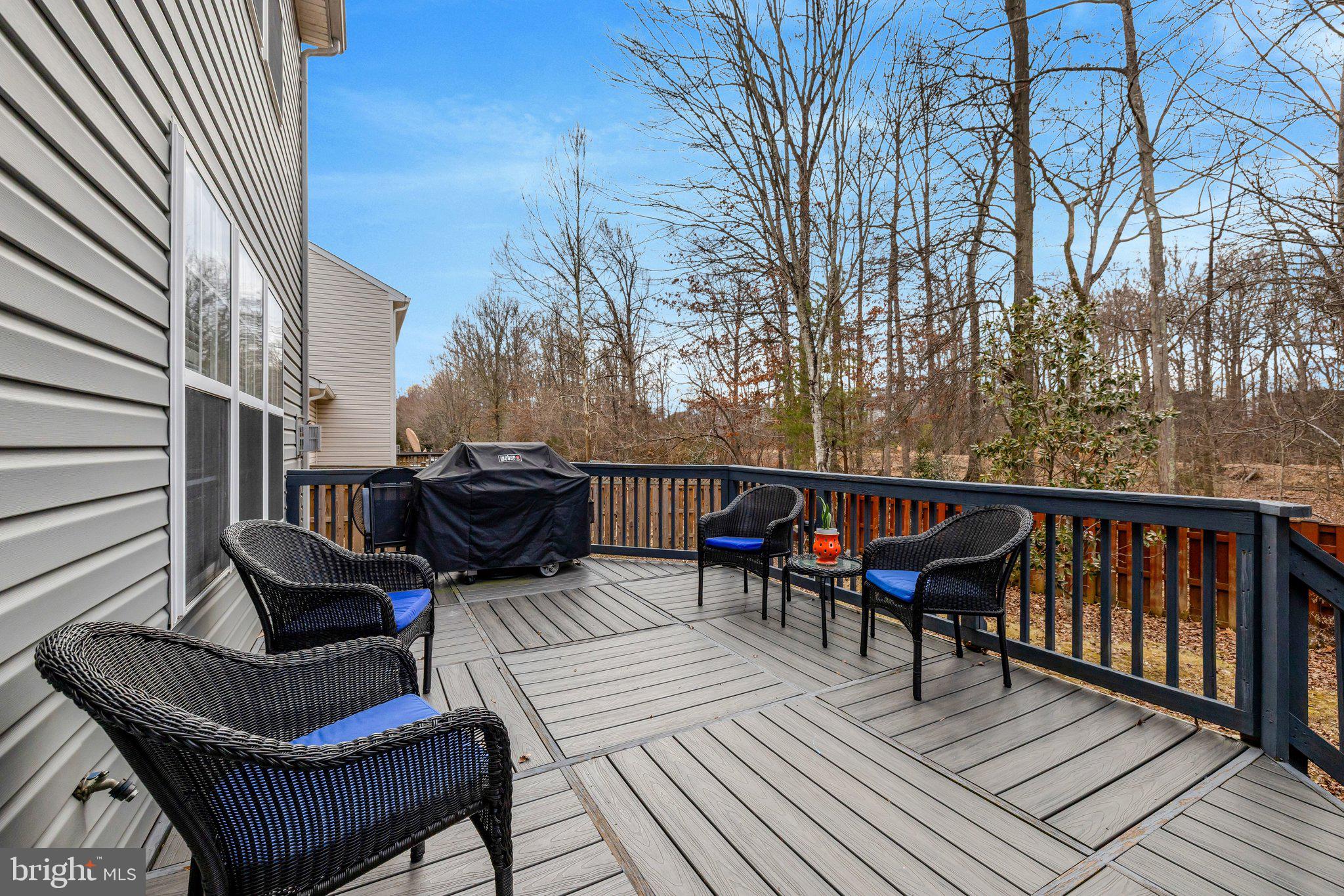 BROAD RUN OAKS - Residential