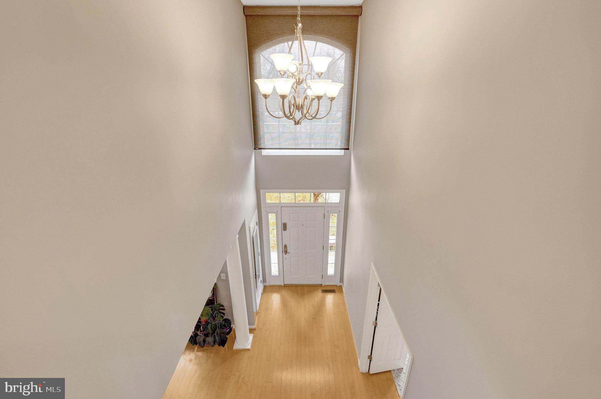 BROAD RUN OAKS - Residential