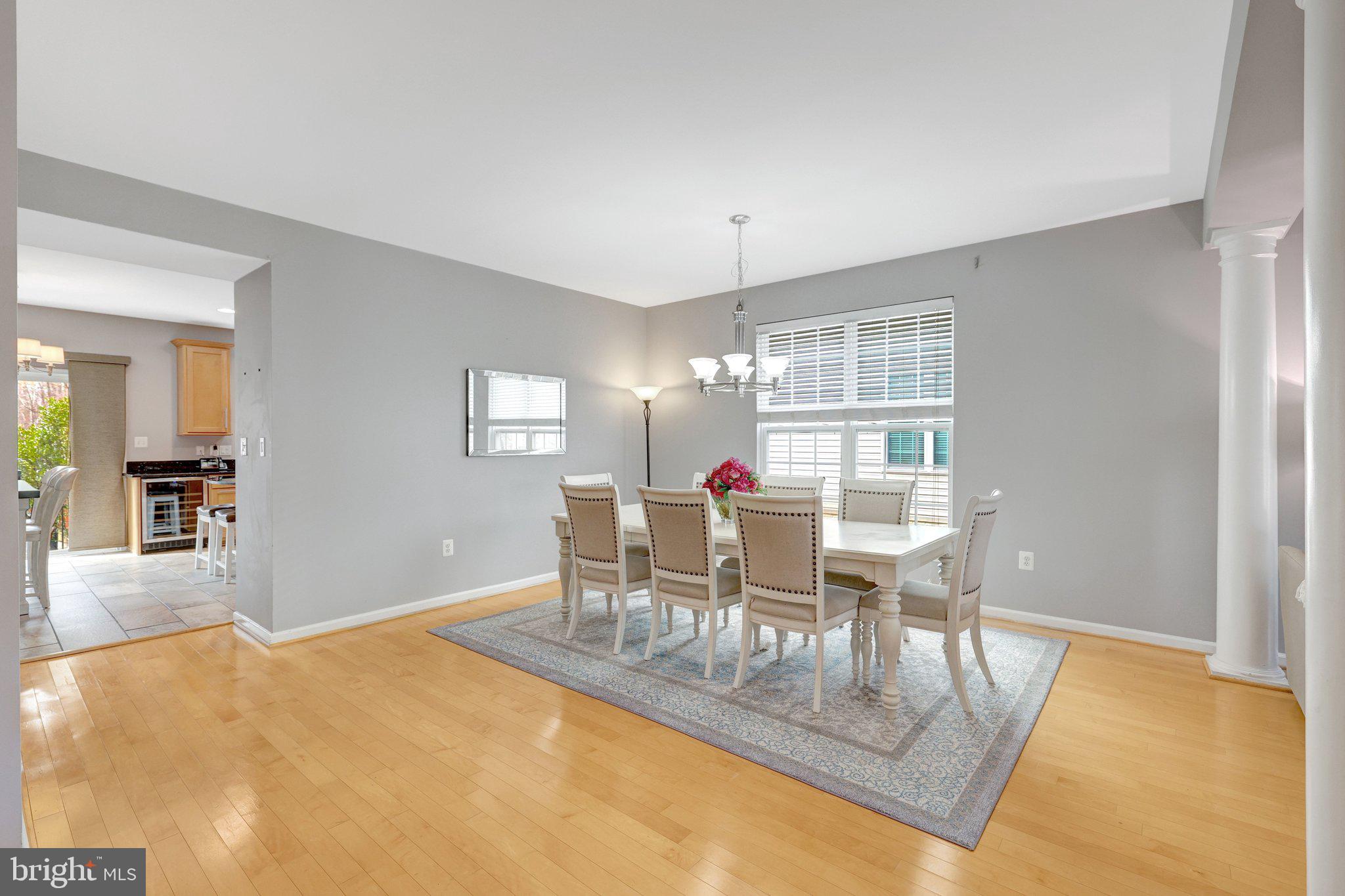 BROAD RUN OAKS - Residential