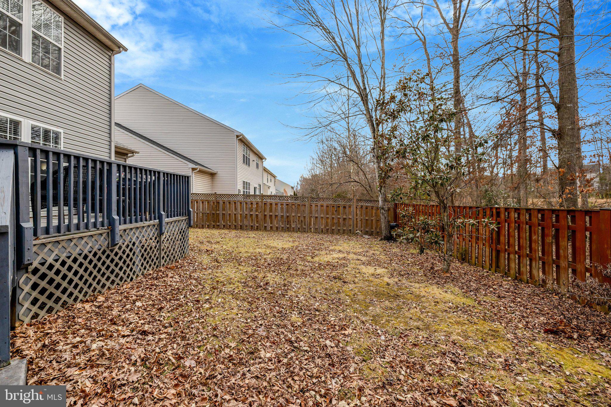 BROAD RUN OAKS - Residential