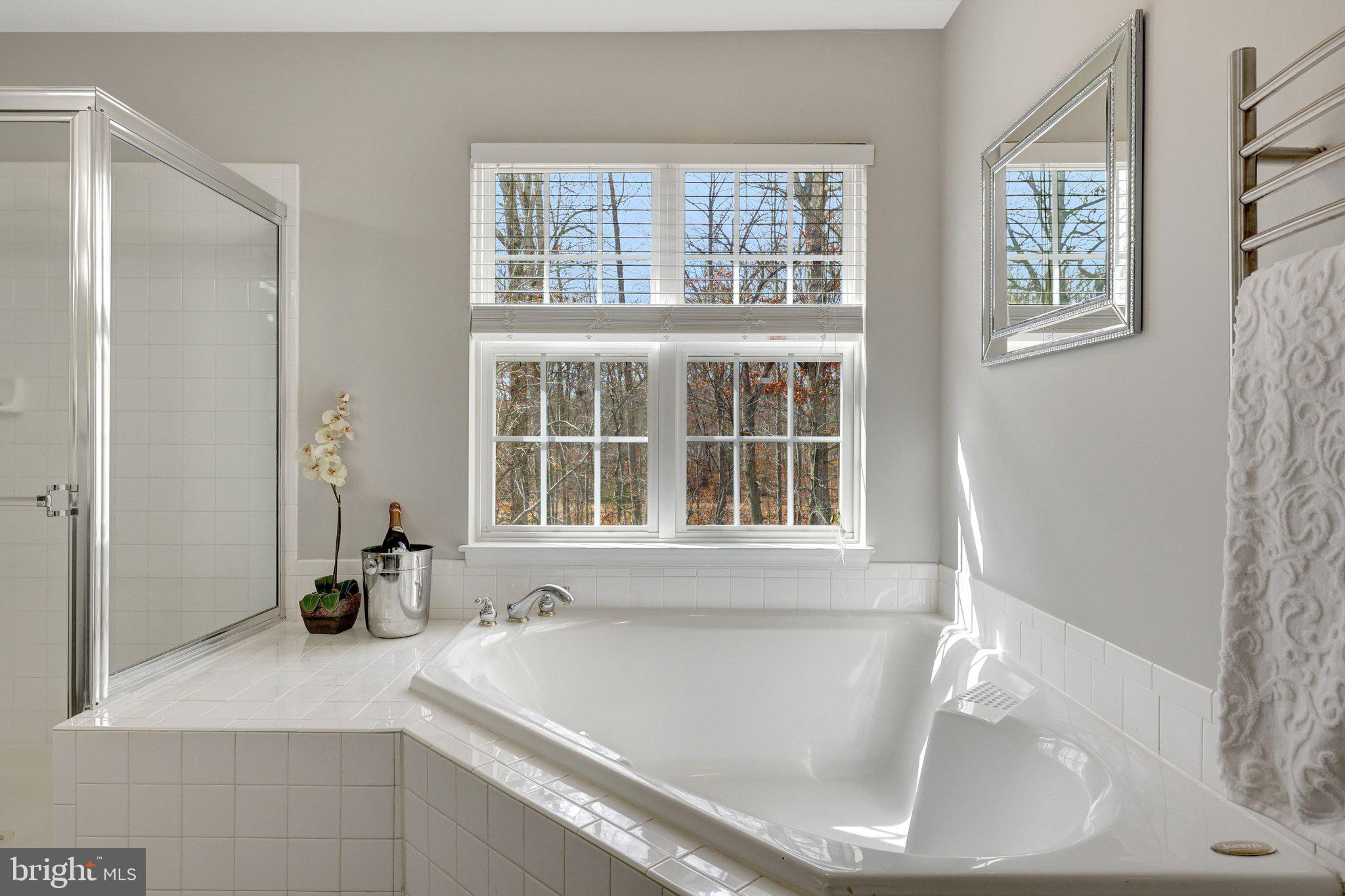 BROAD RUN OAKS - Residential