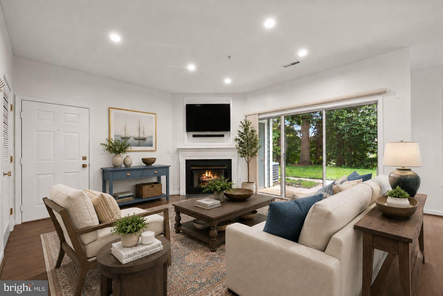 645 OAKLAND HILLS DRIVE 1B