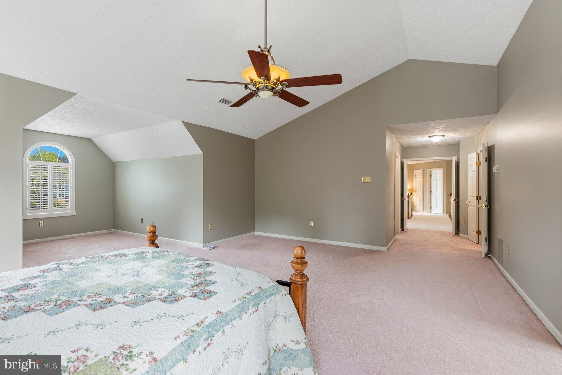CUB HILL FARMS - Residential