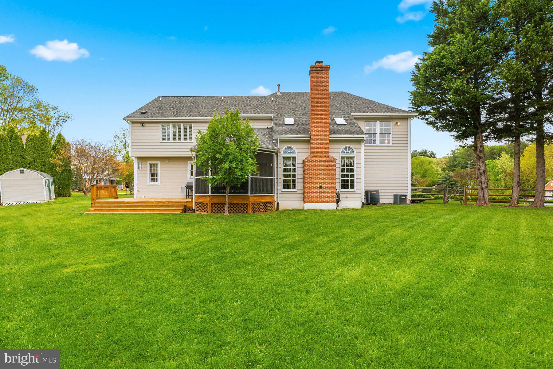 CUB HILL FARMS - Residential