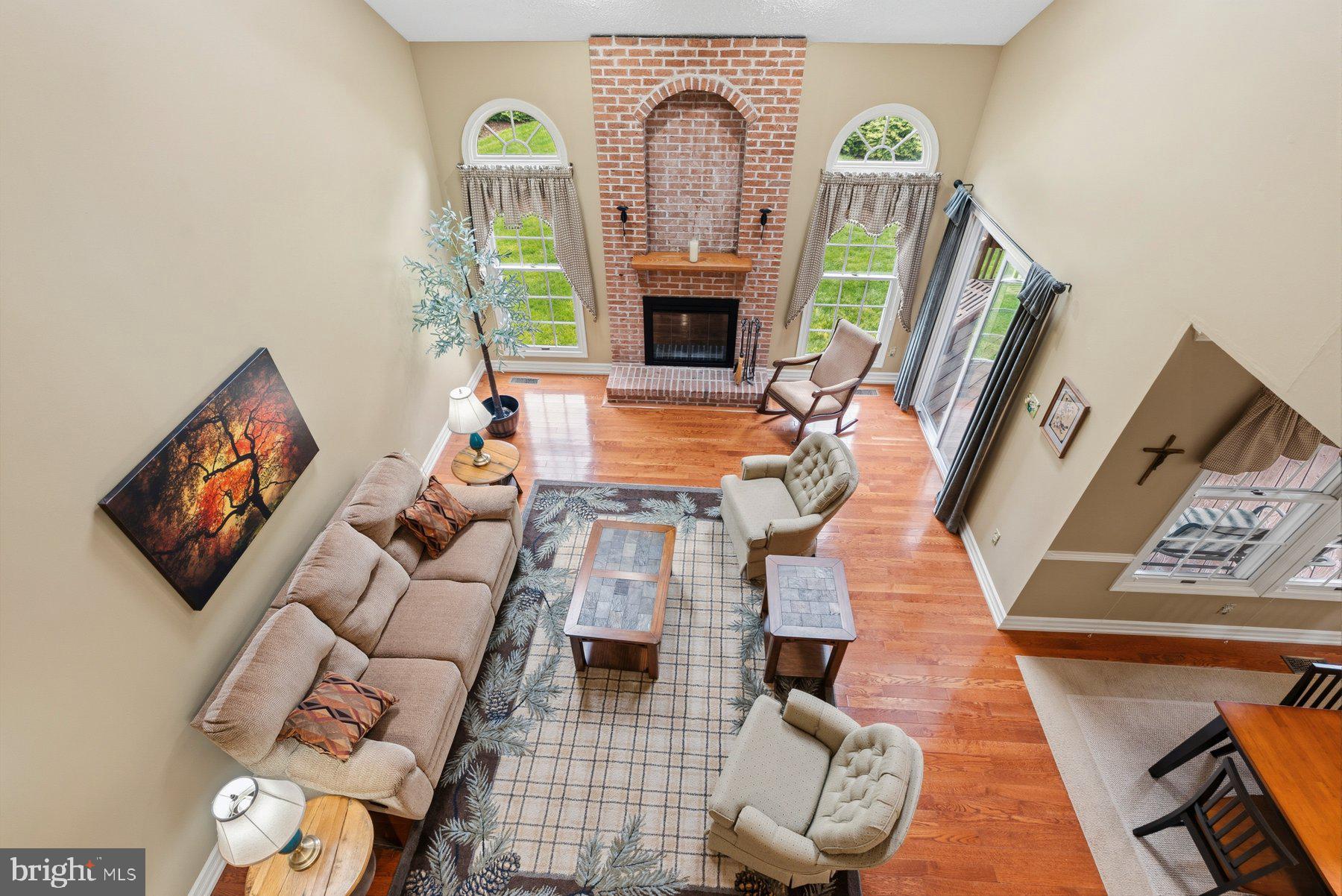 CUB HILL FARMS - Residential