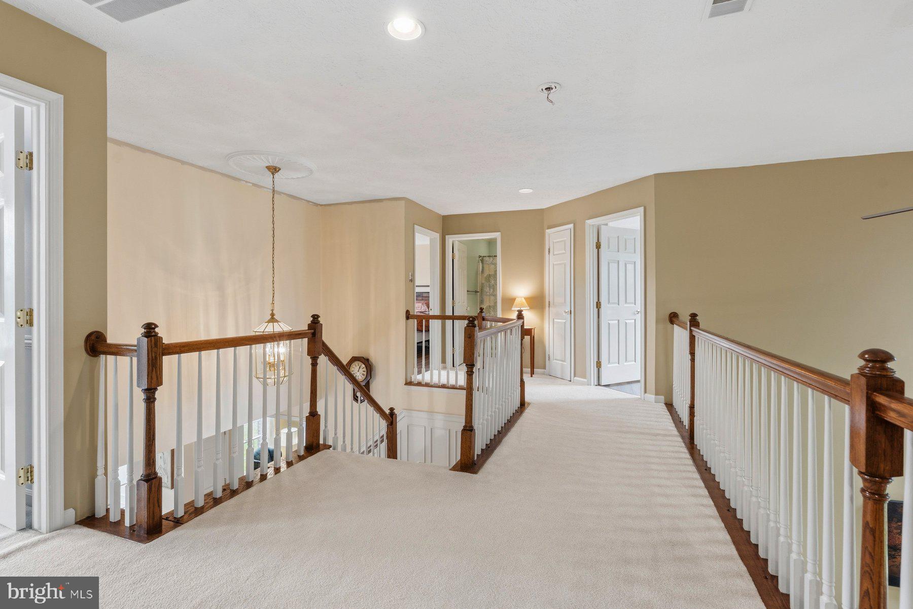 CUB HILL FARMS - Residential