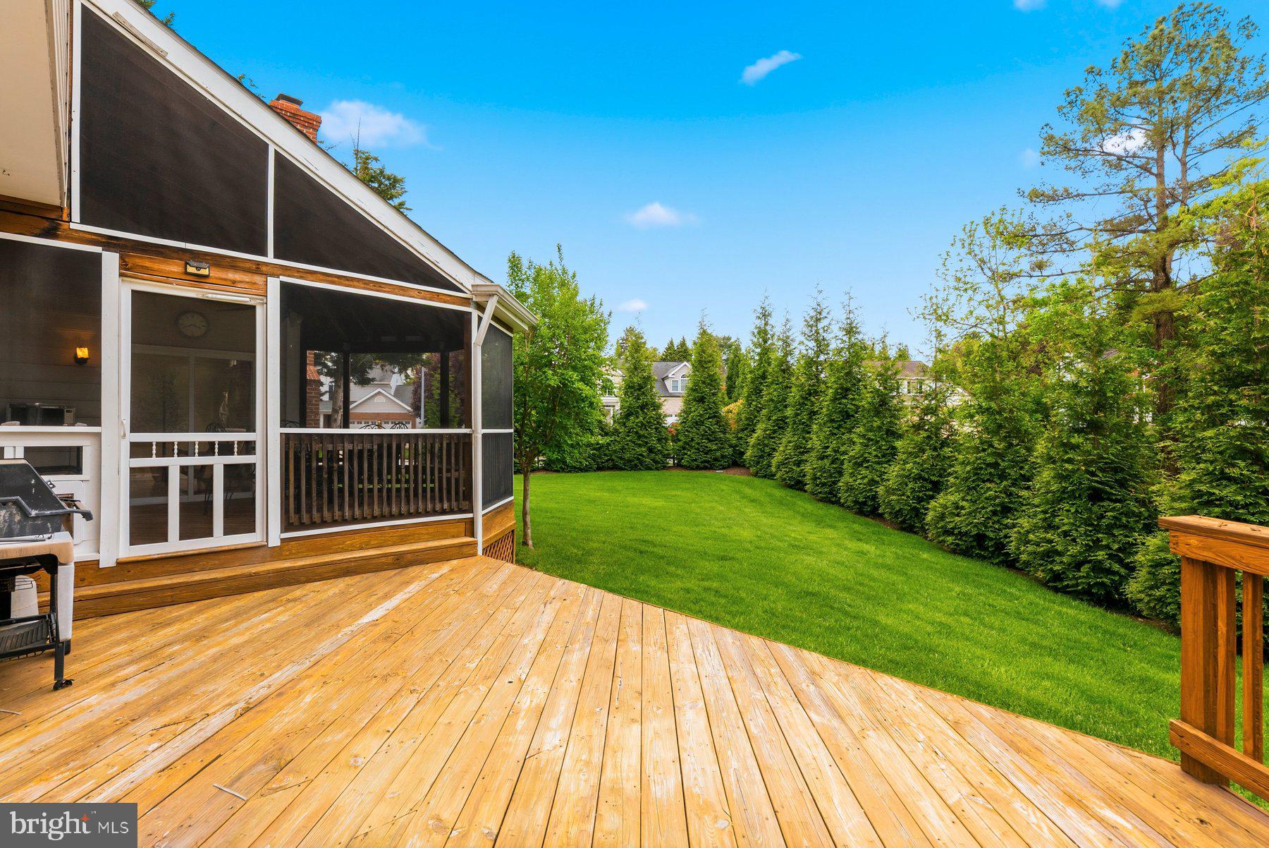 CUB HILL FARMS - Residential