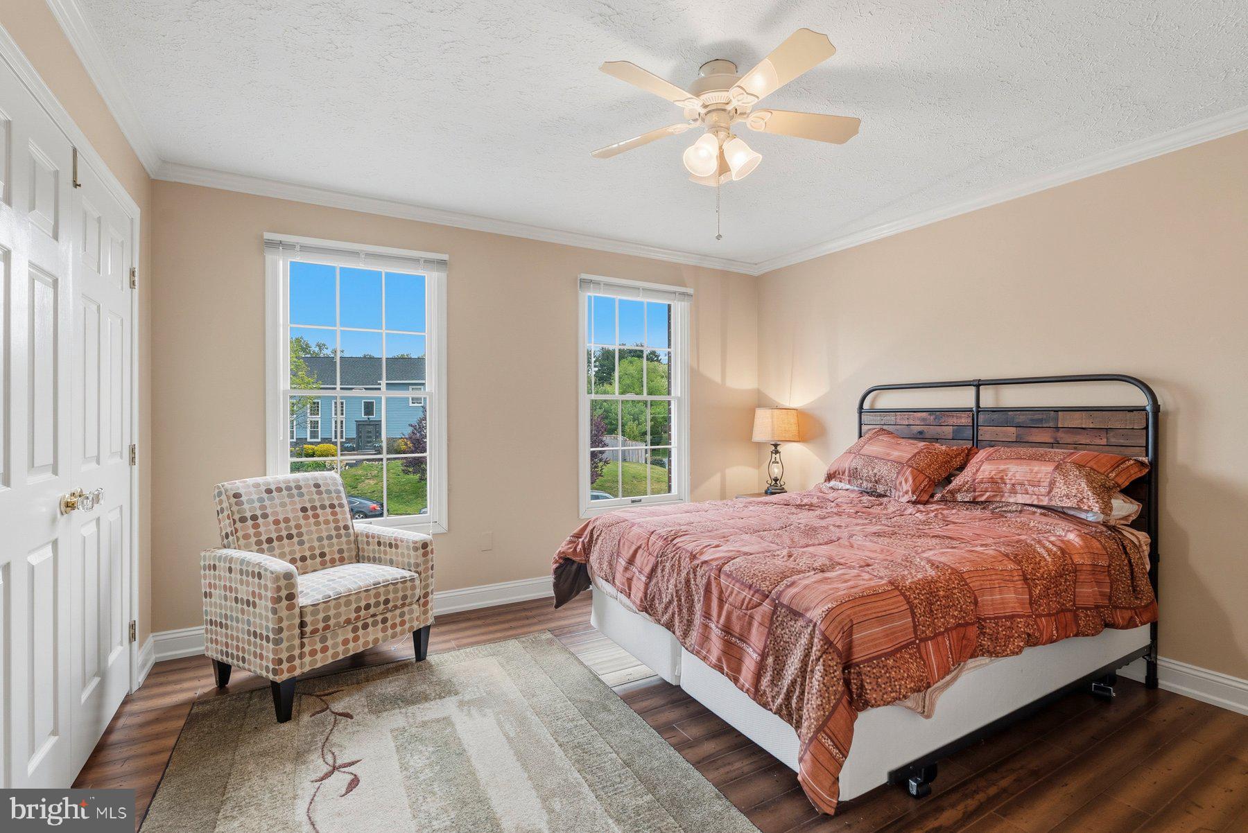 CUB HILL FARMS - Residential