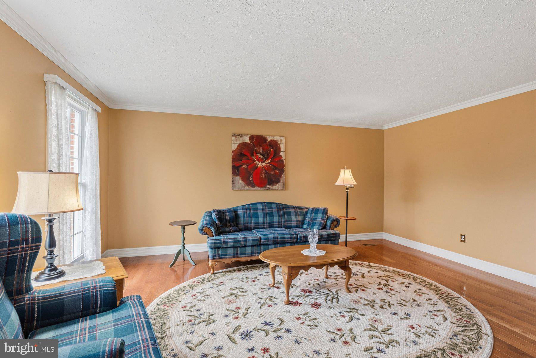 CUB HILL FARMS - Residential