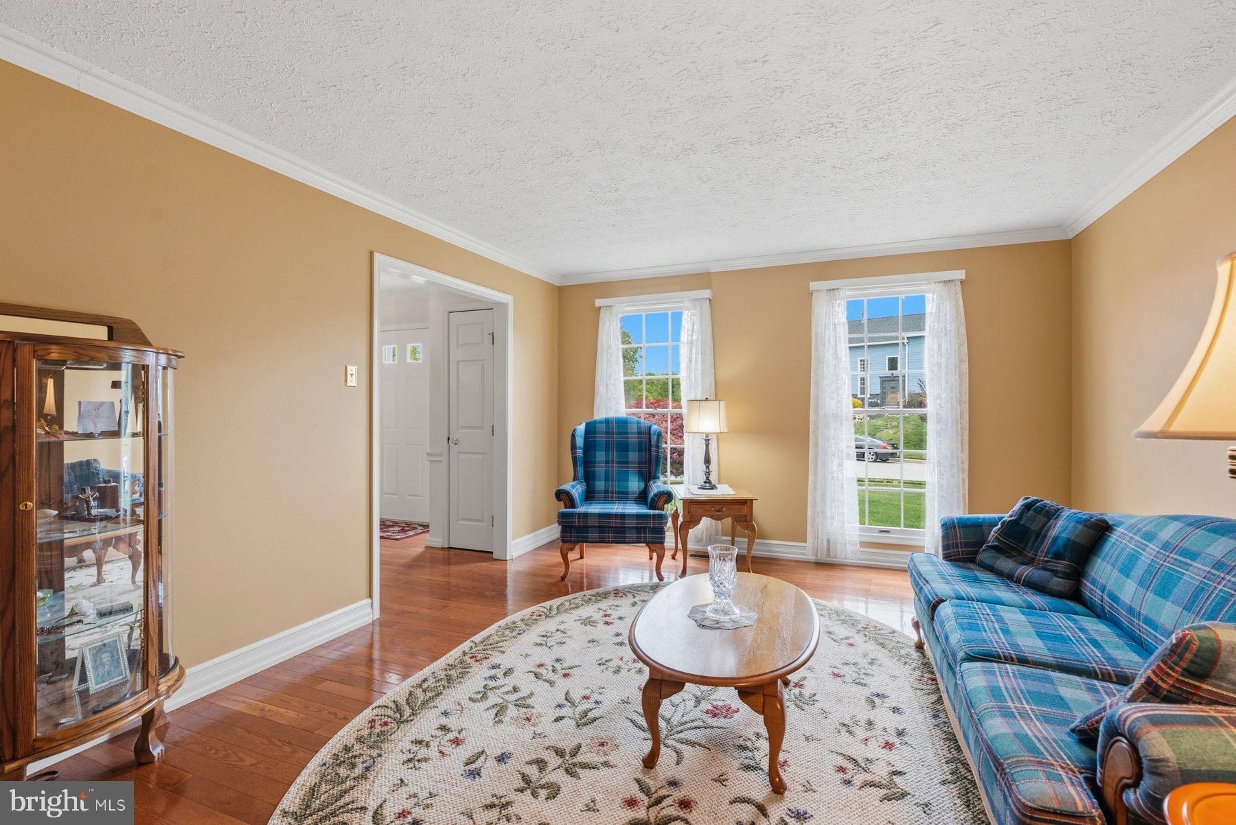 CUB HILL FARMS - Residential