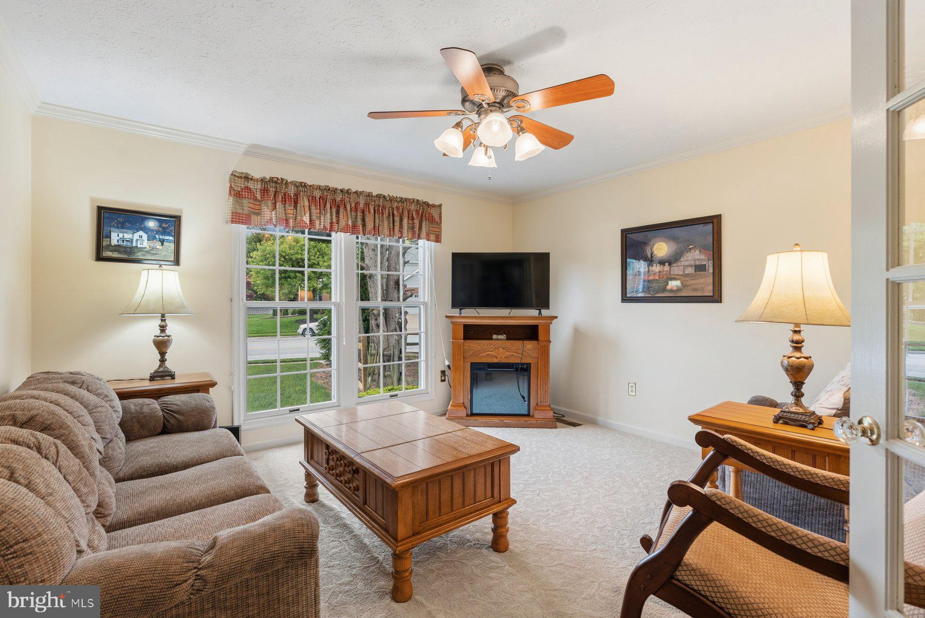 CUB HILL FARMS - Residential