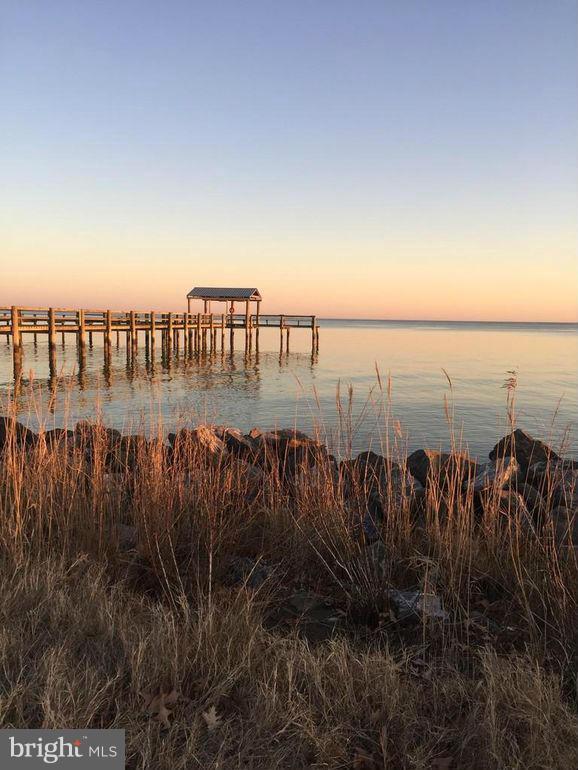 FRANKLIN MANOR BEACH - Residential Lease