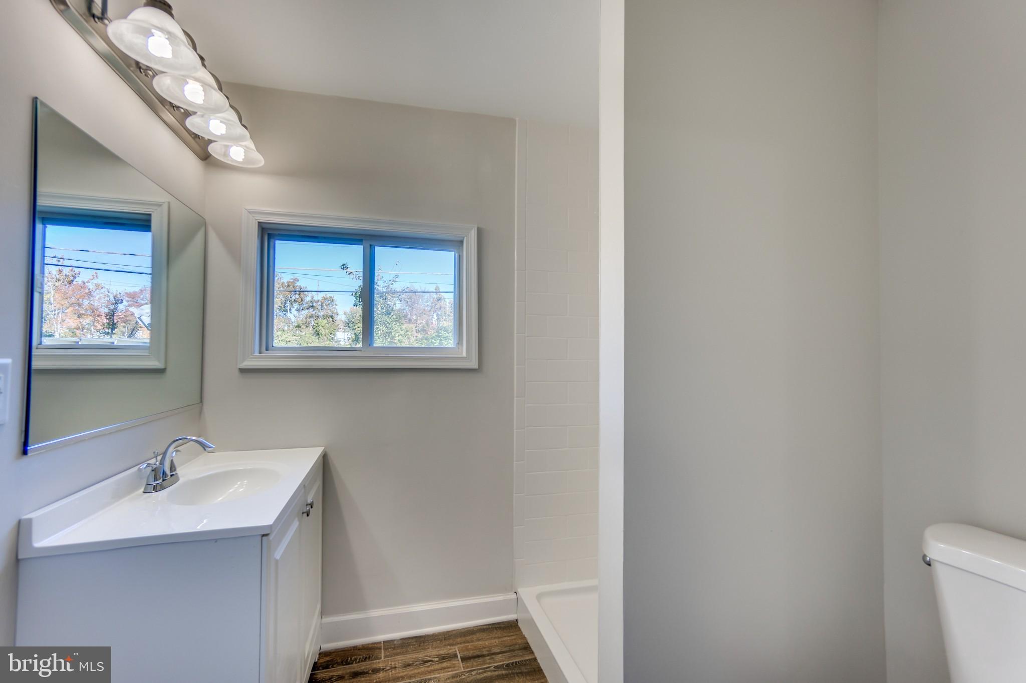 HUNTINGTON - Residential Lease