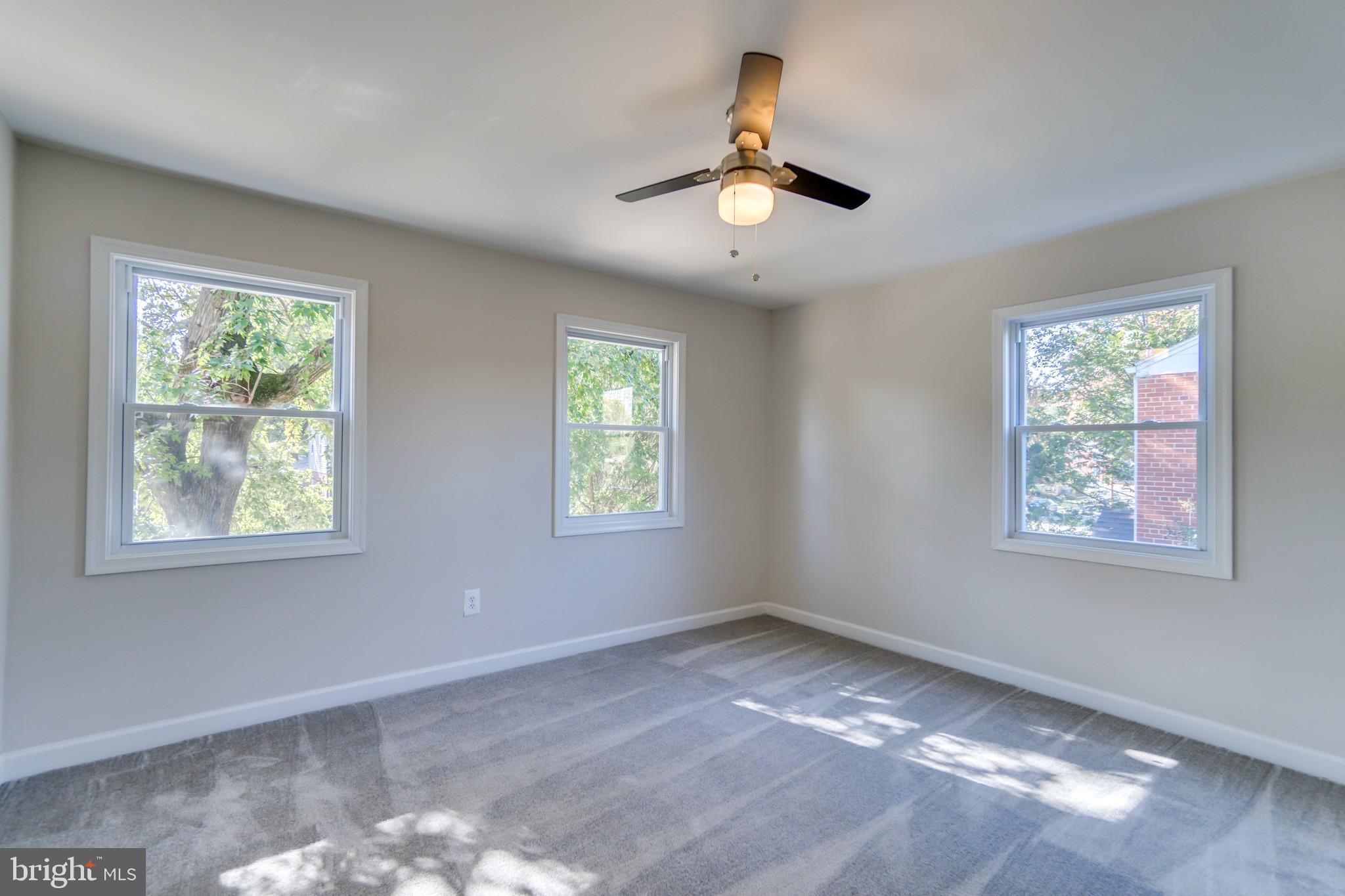 HUNTINGTON - Residential Lease