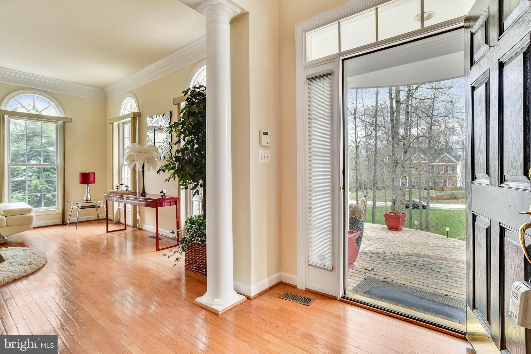 RIVER FALLS - Residential