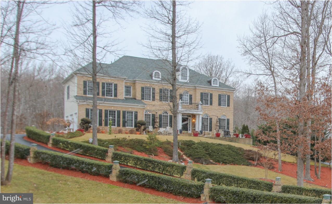 RIVER FALLS - Residential