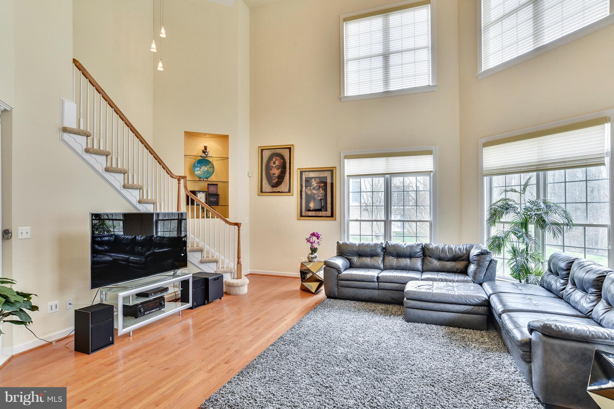 RIVER FALLS - Residential