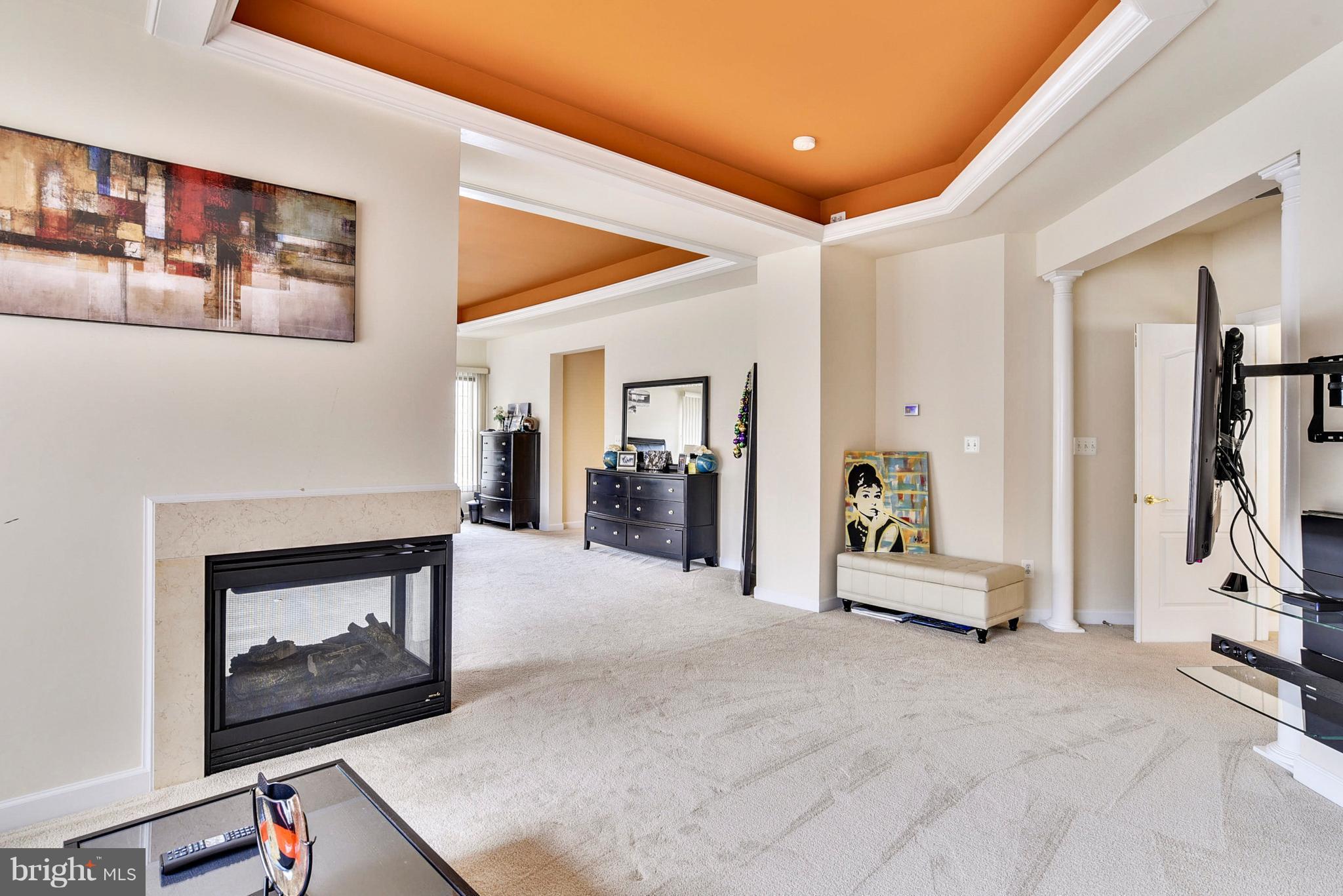 RIVER FALLS - Residential