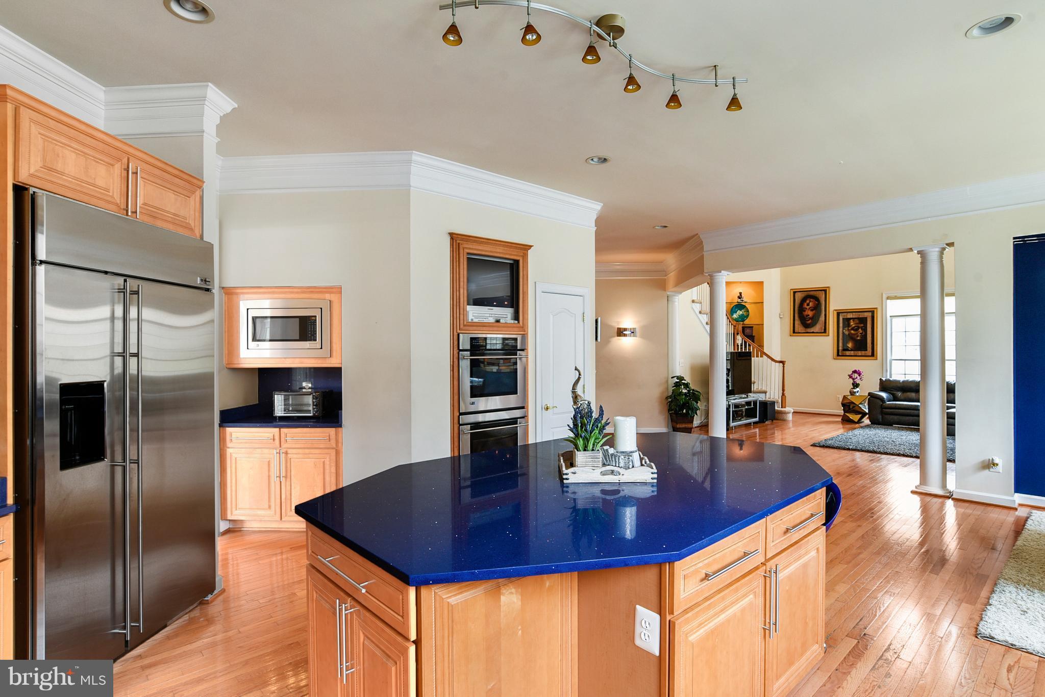 RIVER FALLS - Residential