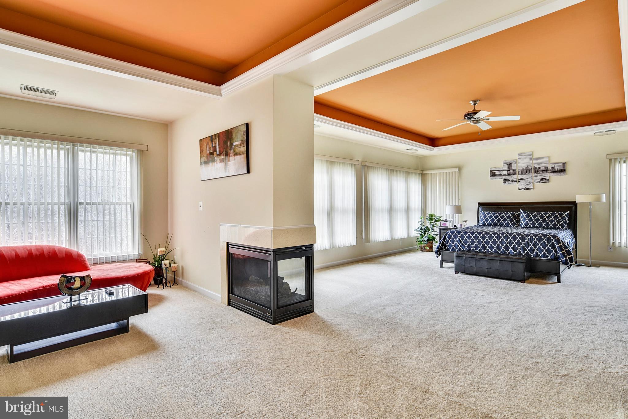 RIVER FALLS - Residential