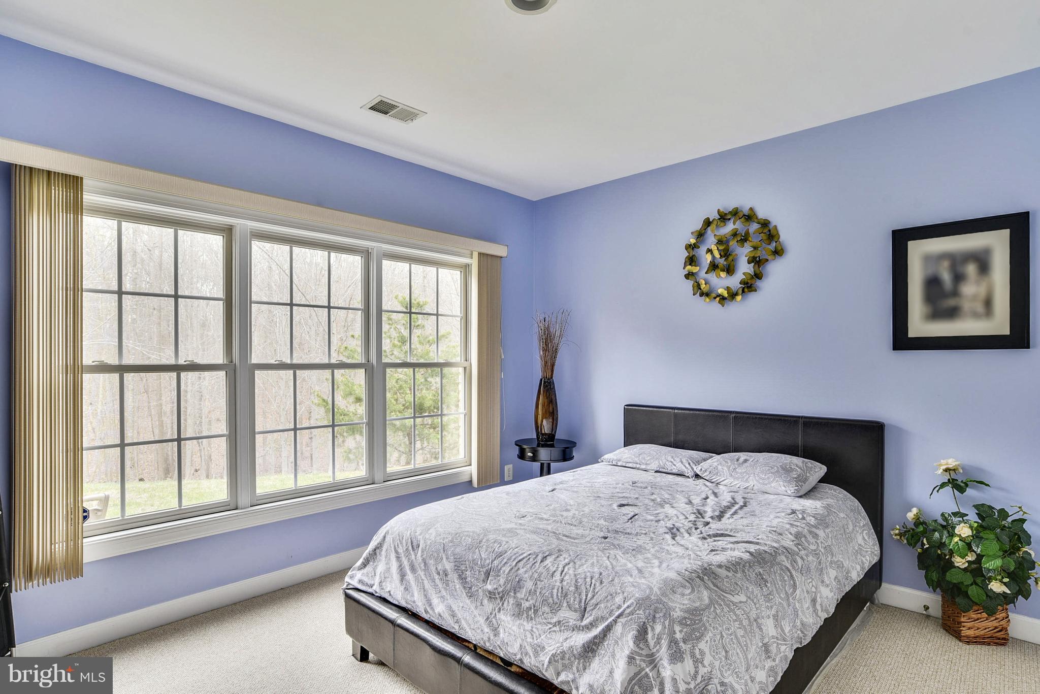 RIVER FALLS - Residential