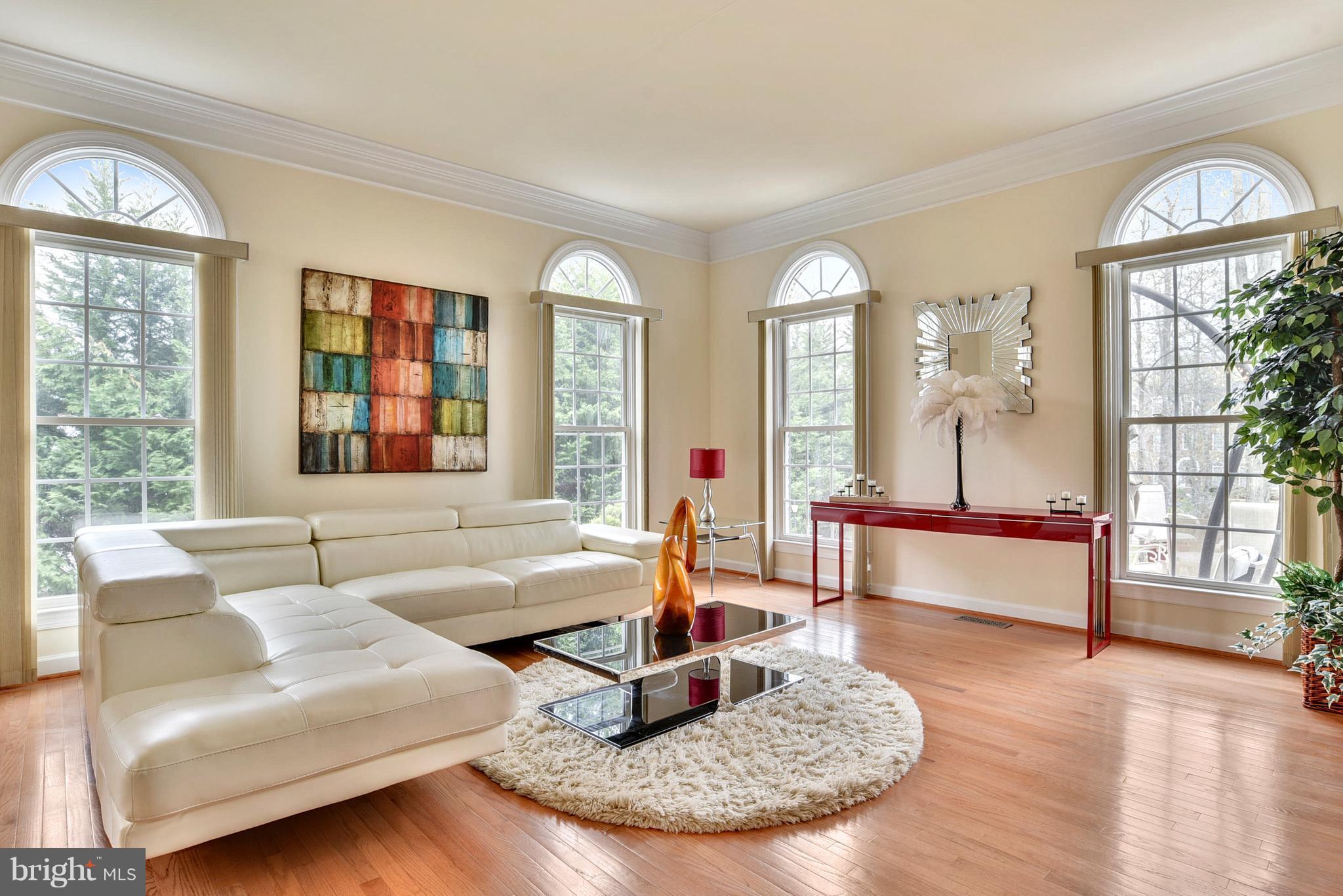 RIVER FALLS - Residential