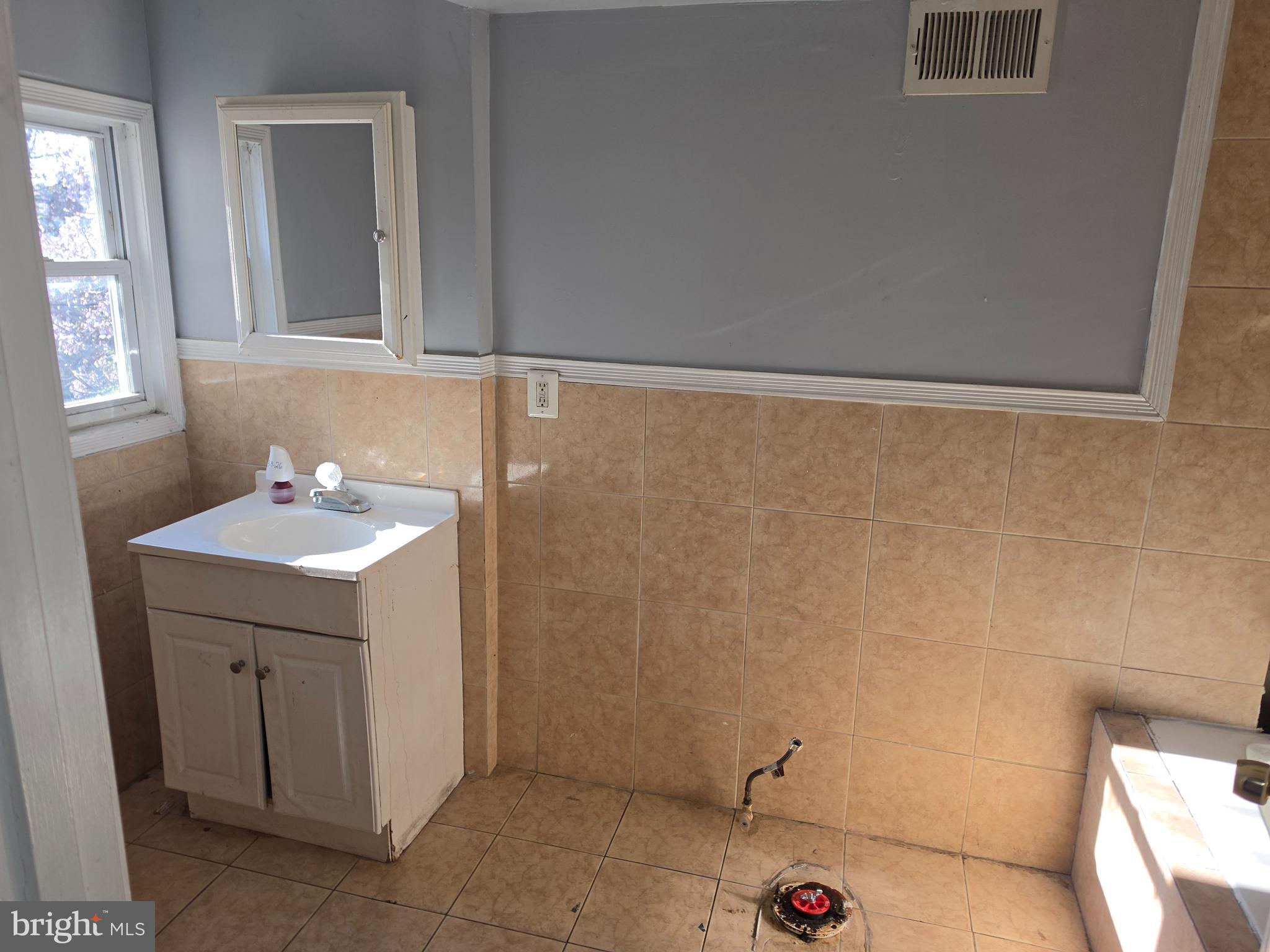 MOUNT CLARE - Residential