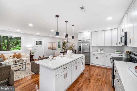 6751 WHITE ROCK ROAD SYKESVILLE MD 21784