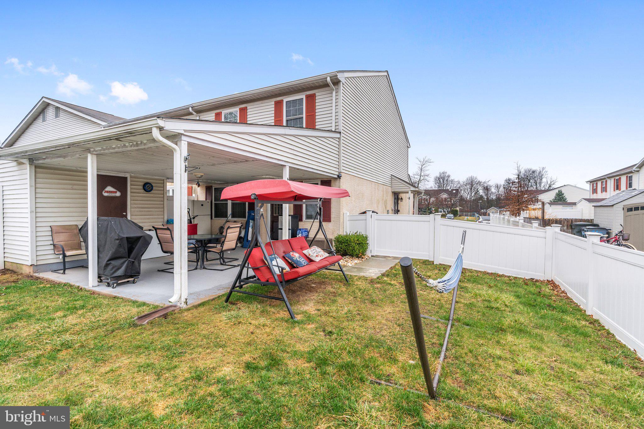 QUAKER GREEN - Residential