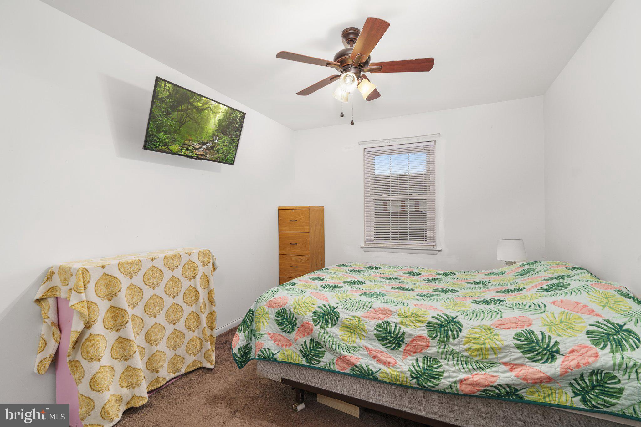 QUAKER GREEN - Residential