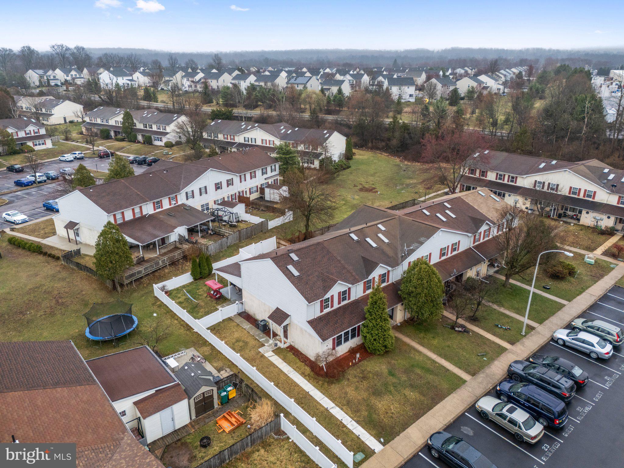 QUAKER GREEN - Residential