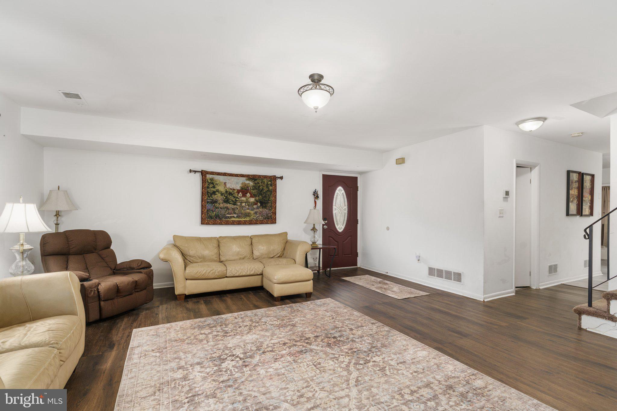 QUAKER GREEN - Residential