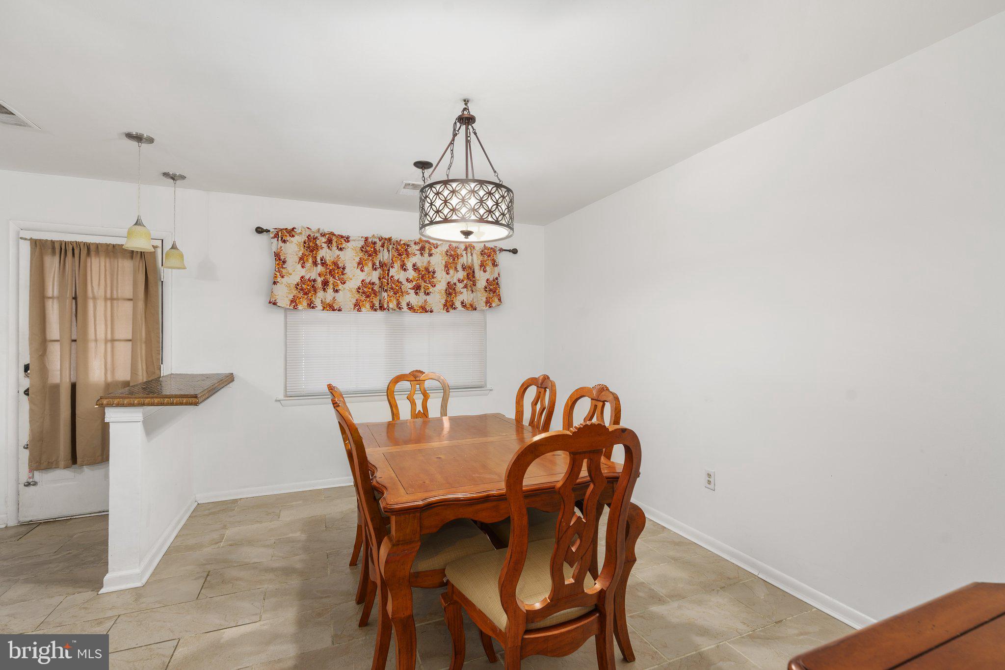 QUAKER GREEN - Residential