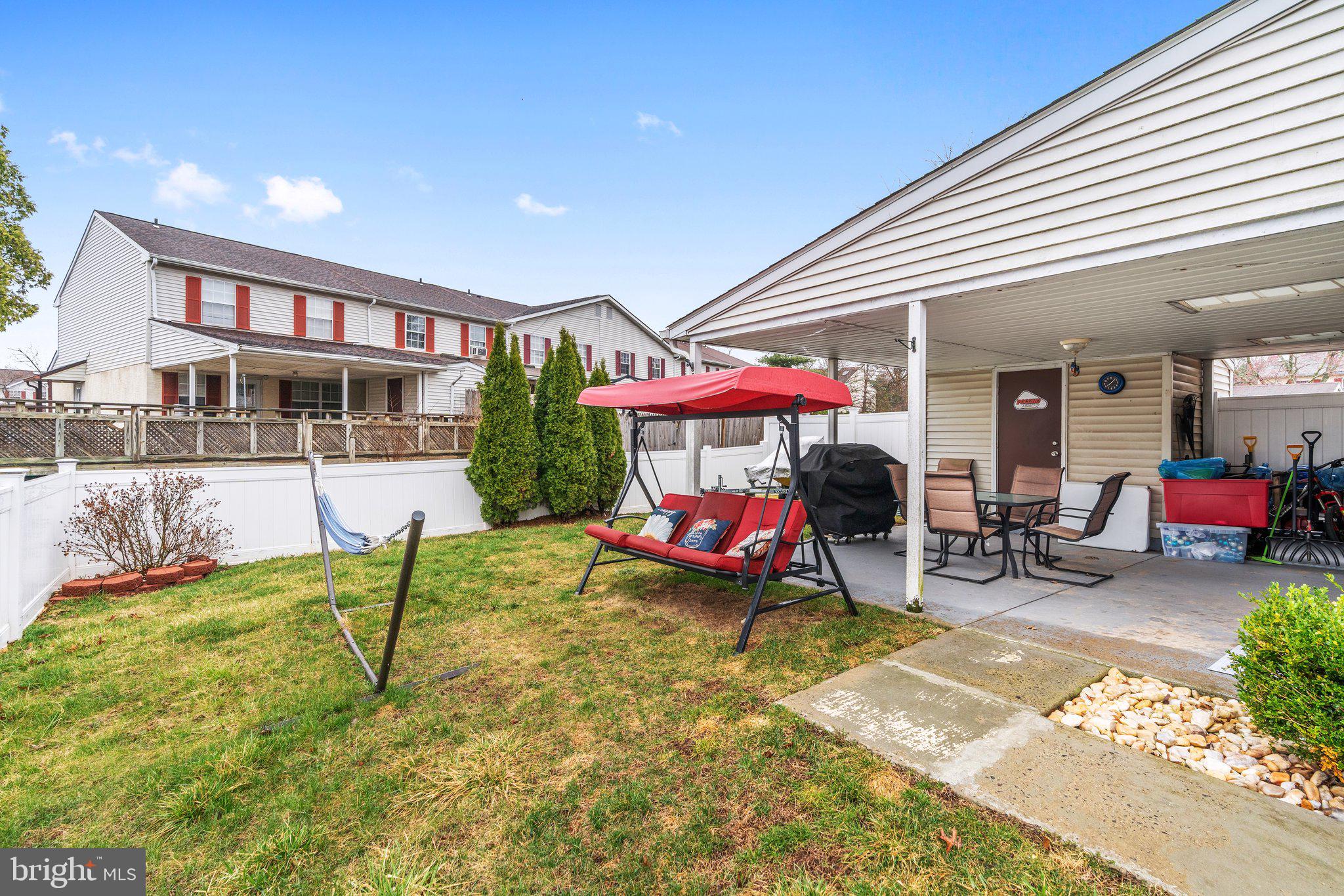 QUAKER GREEN - Residential