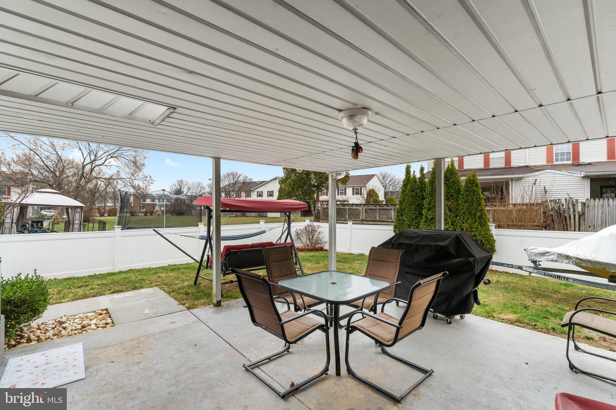 QUAKER GREEN - Residential