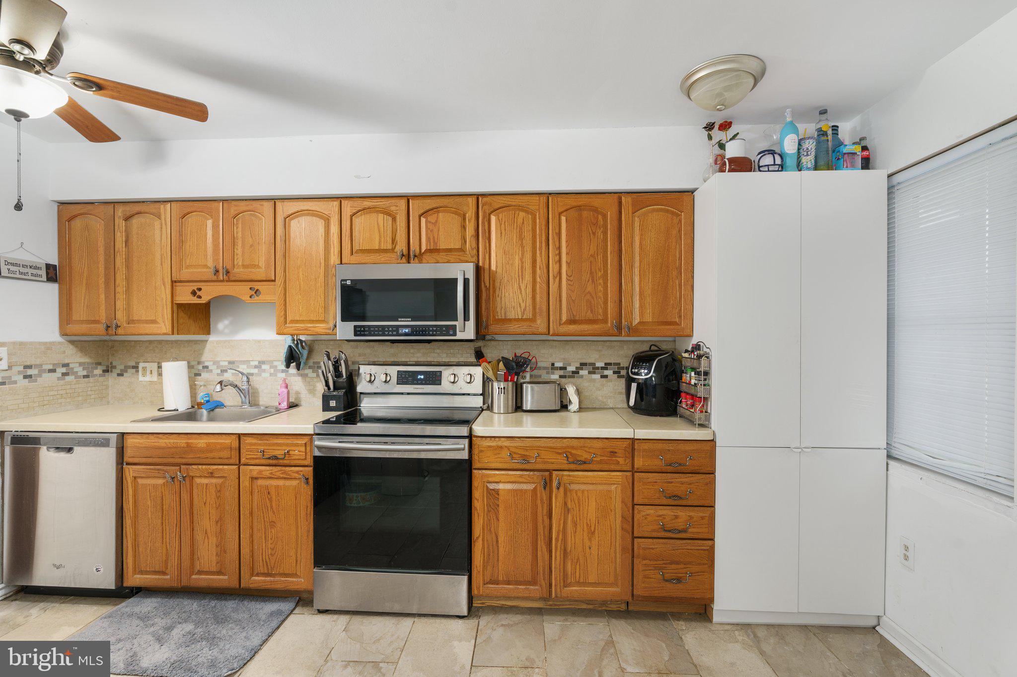 QUAKER GREEN - Residential