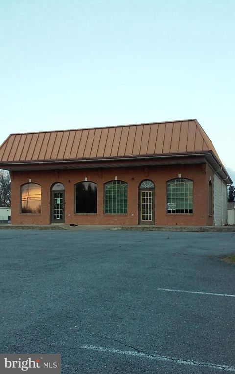 1747 W MAIN STREET EPHRATA PA 17522